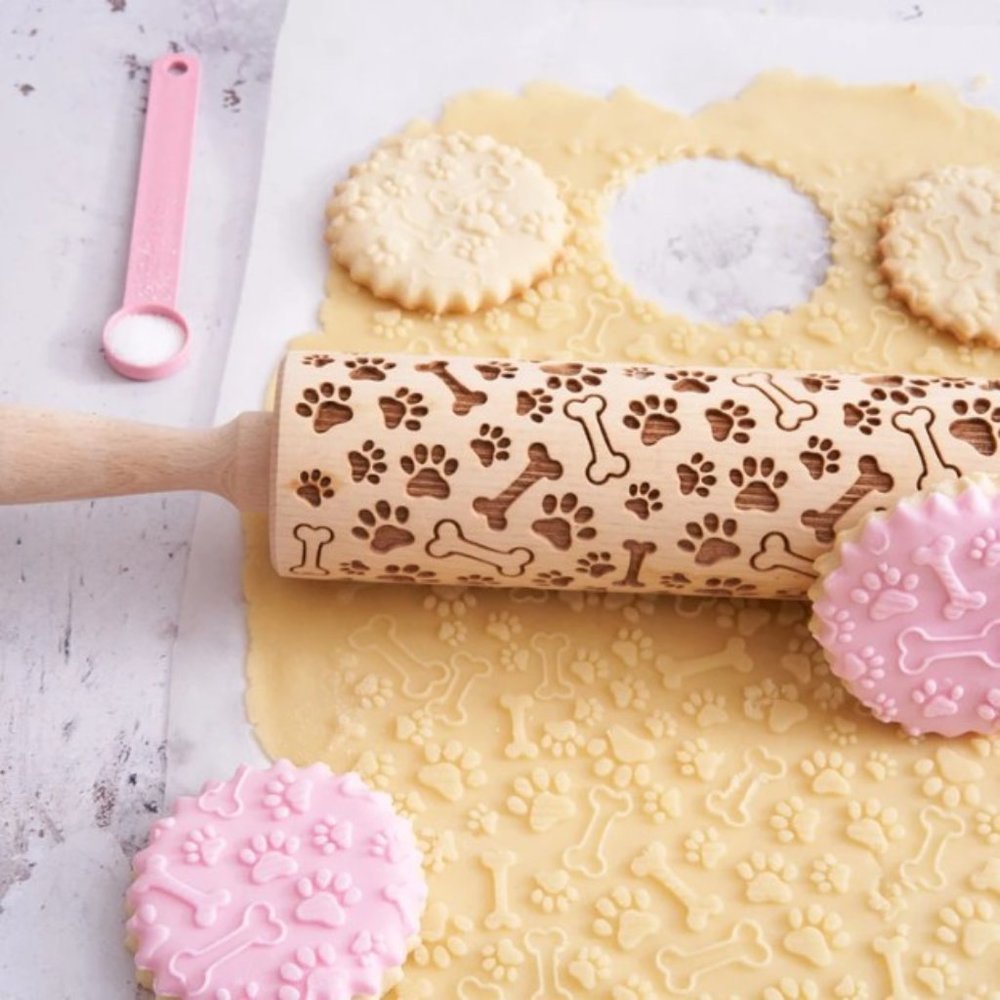 Holiday Rolling Pin - Animals Paws & Bones